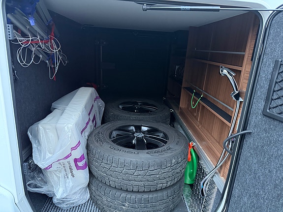 Hymer B680MC - Førsteg.reg. 2023 - Kun 12 750 km - Lite brukt og meget pen 10 of 29