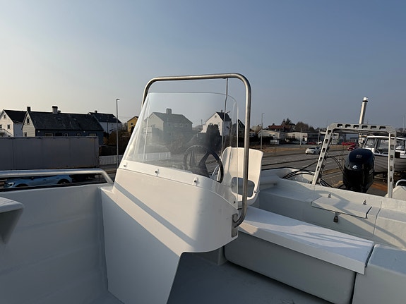 Øien 530F med DF40 Hummer fiske klar båt 5 of 8