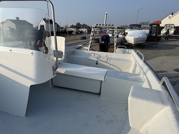 Øien 530F med DF40 Hummer fiske klar båt 6 of 8