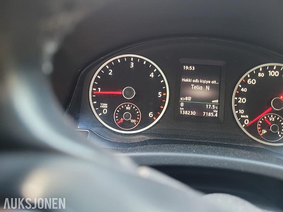 Volkswagen Tiguan 10 of 15