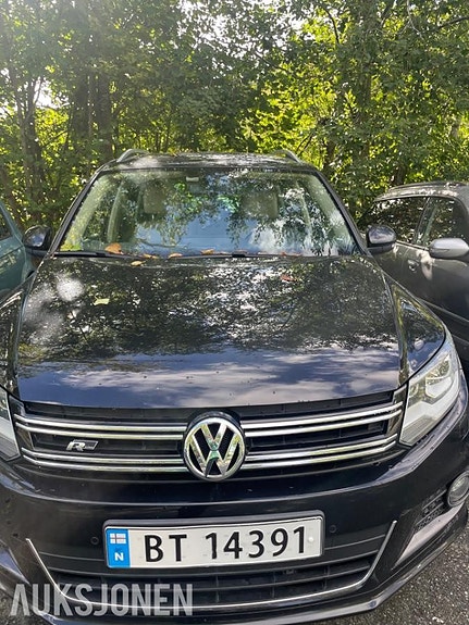 Volkswagen Tiguan 6 of 15