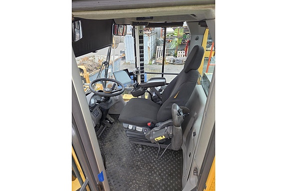 Volvo L150H 8 of 9
