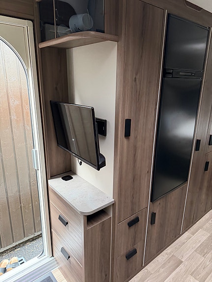 KABE ROYAL 600 GLE KS 6 of 16