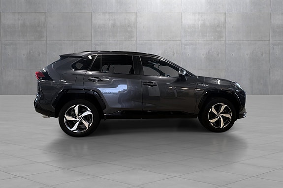 Toyota RAV4 Plug-in Hybrid 6 of 29