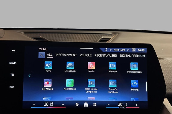 BMW iX2 28 of 30