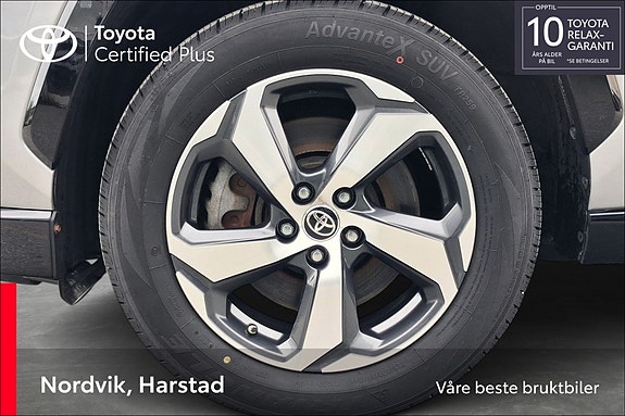 Toyota RAV4 21 of 21