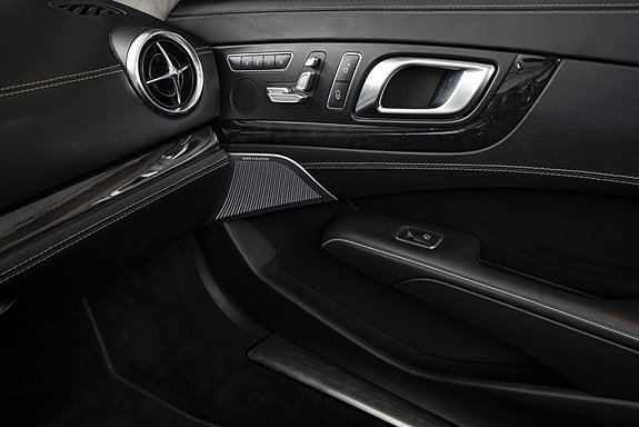 Mercedes-Benz SL350 13 of 26