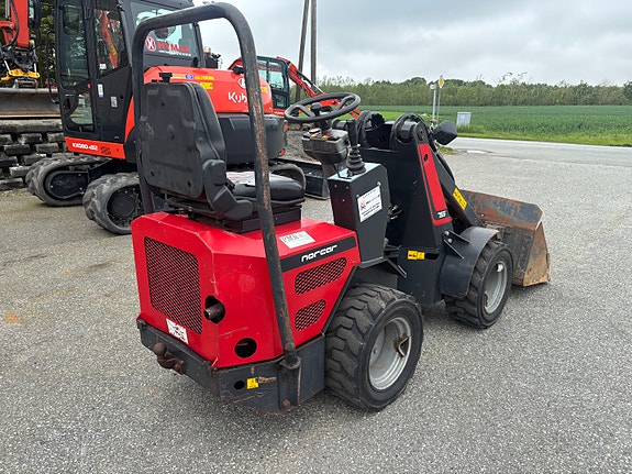 Norcar 755 2 of 10