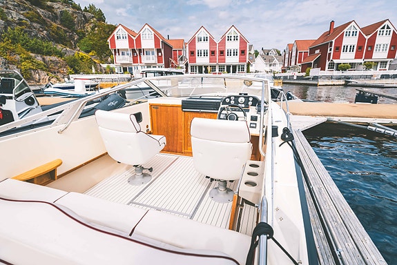 Windy 22 Sport, Volvo Penta V8 300 hk.  Renovert med ny motor i 2017 11 of 21