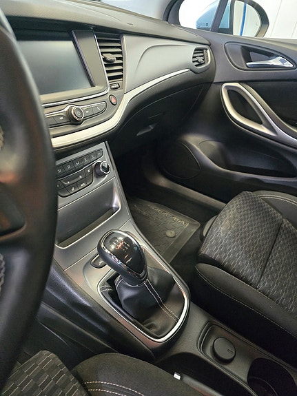 Opel Astra 10 of 14