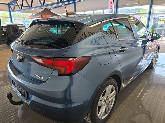 Opel Astra 4 of 14