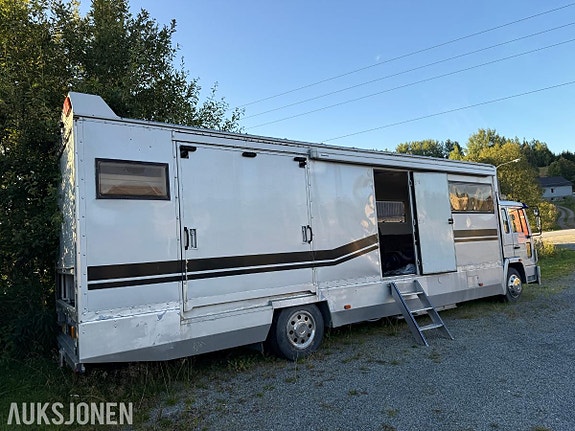 Volvo FL611 ombygget til Bobil med bad og kjøkken - Rep objekt/Prosjekt - LAV KM 3 of 29