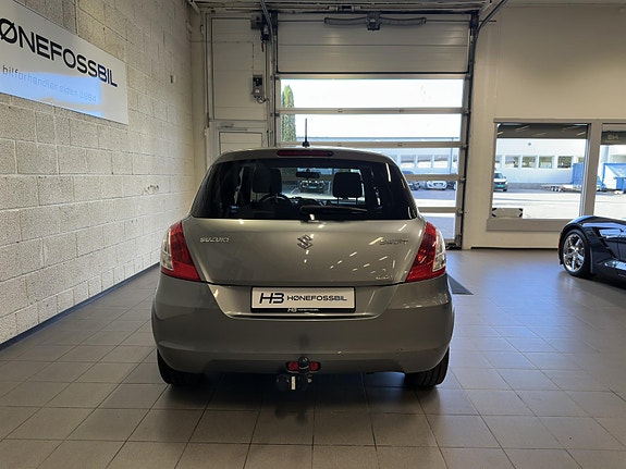 Suzuki Swift 5 of 13
