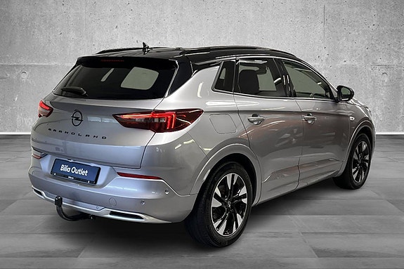 Opel Grandland 2 of 26