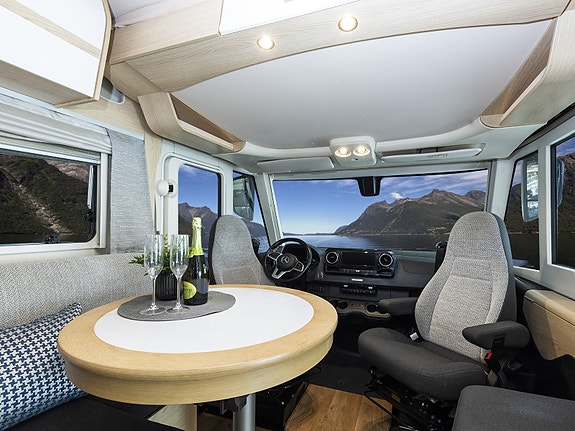 Hymer B 780 ML HPC, ALDE, solcelle, stekeovn, TV ++ 9 of 29