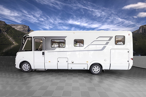 Hymer B 780 ML HPC, ALDE, solcelle, stekeovn, TV ++ 3 of 29