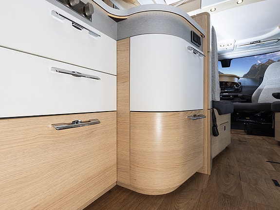 Hymer B 780 ML HPC, ALDE, solcelle, stekeovn, TV ++ 11 of 29