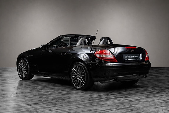 Mercedes-Benz SLK200 6 of 24