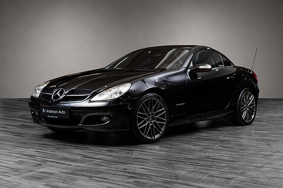 Mercedes-Benz SLK200 2 of 24