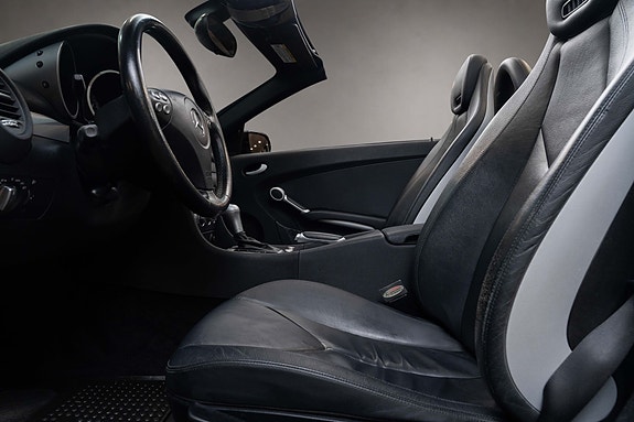 Mercedes-Benz SLK200 14 of 24