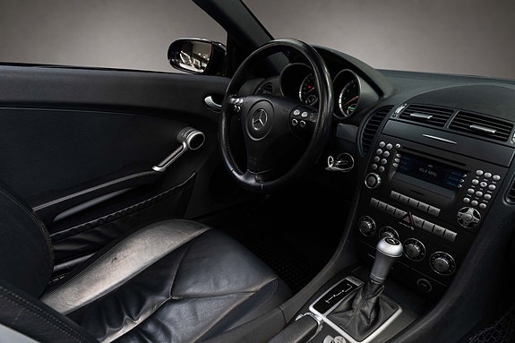Mercedes-Benz SLK200 17 of 24