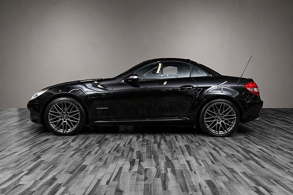 Mercedes-Benz SLK200 5 of 24