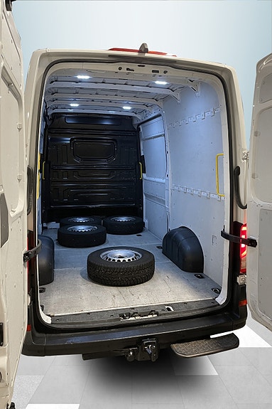 Volkswagen Crafter 9 of 21