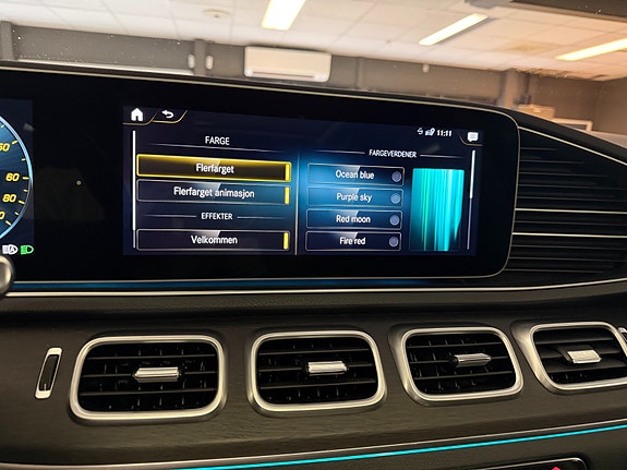 Mercedes-Benz GLE350 de 27 of 30
