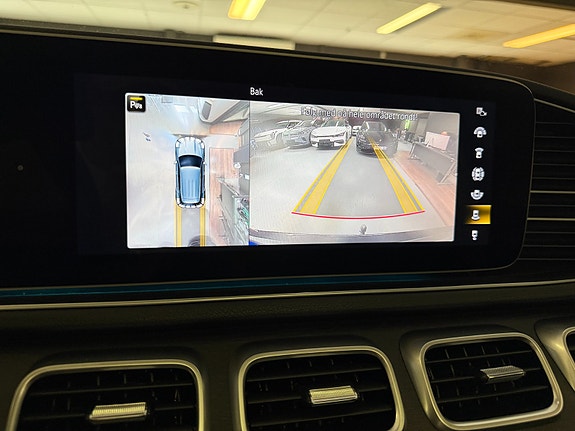 Mercedes-Benz GLE350 de 16 of 30