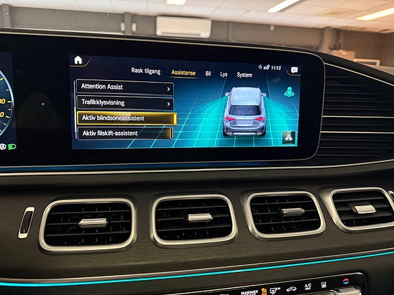 Mercedes-Benz GLE350 de 22 of 30