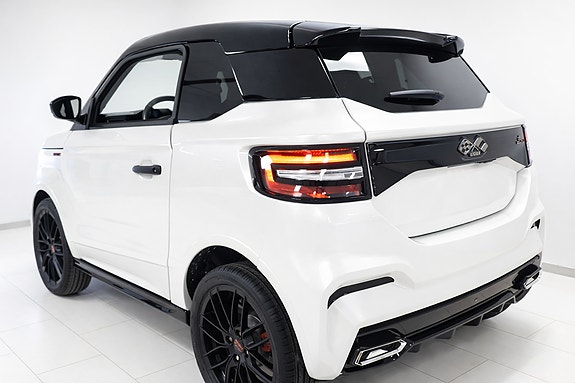 Ligier JS50 Ultimate - Bi LED / AppleCarplay / Android Auto 4 of 25