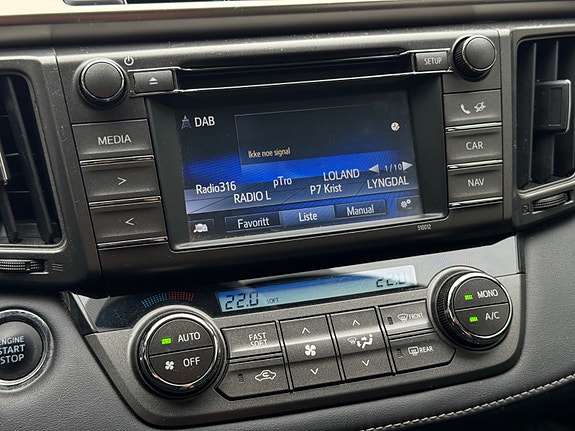 Toyota RAV4 30 of 30