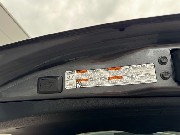 Toyota RAV4 23 of 30