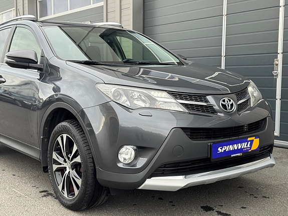 Toyota RAV4 3 of 30