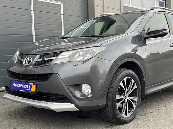 Toyota RAV4 9 of 30