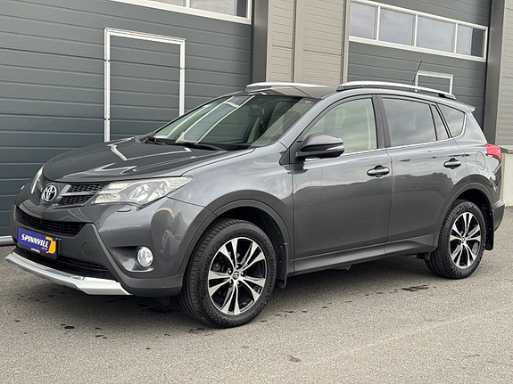 Toyota RAV4 8 of 30