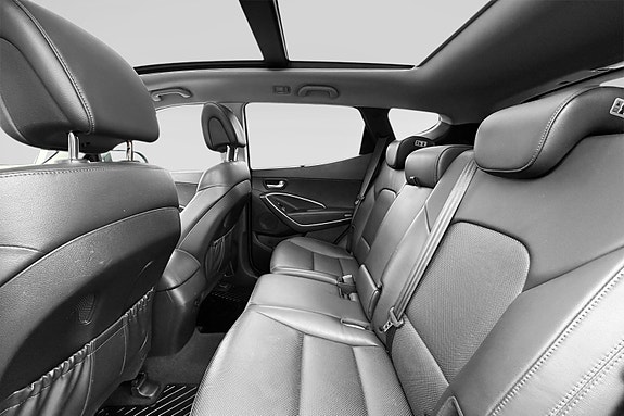 Hyundai Santa Fe 13 of 15