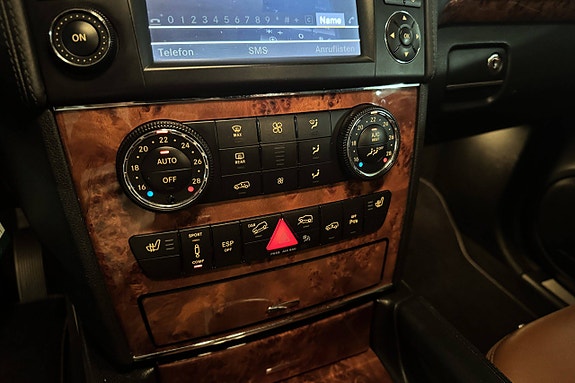 Mercedes-Benz ML500 24 of 30