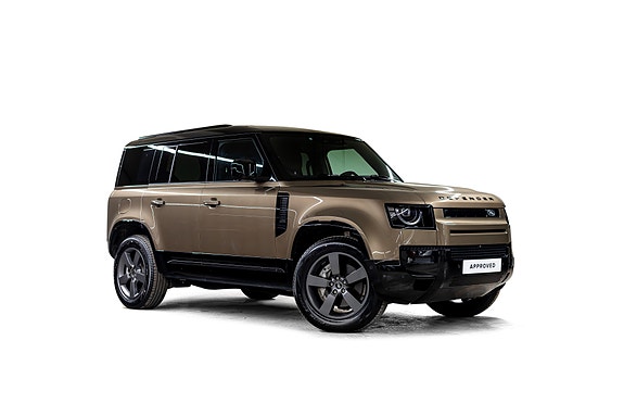 Land Rover Defender 110 7 of 30