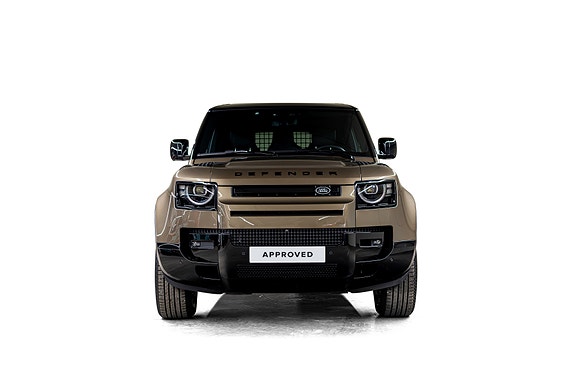 Land Rover Defender 110 10 of 30