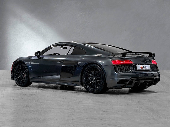 Audi R8 3 of 30