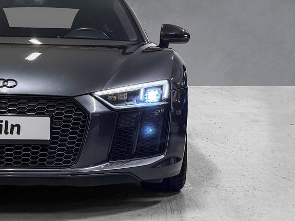Audi R8 10 of 30