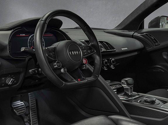 Audi R8 19 of 30