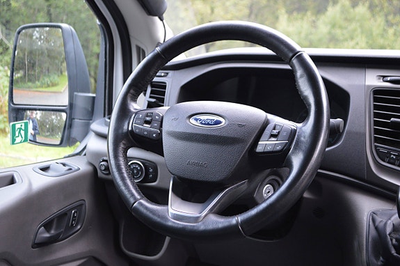 Ford Transit 13 of 30