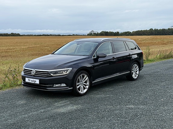 Volkswagen Passat 8 of 30