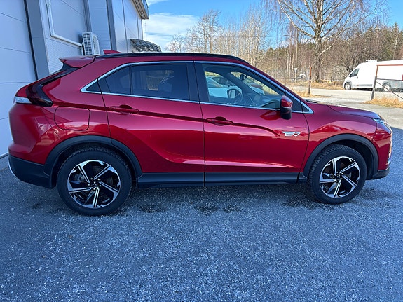 Mitsubishi Eclipse Cross 4 of 30