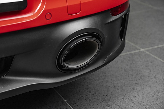 Porsche 911 15 of 30