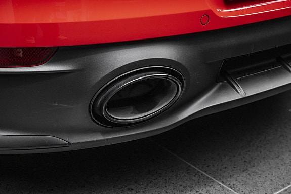 Porsche 911 14 of 30