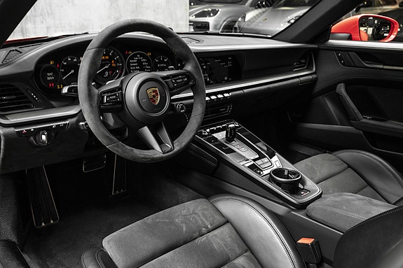 Porsche 911 20 of 30