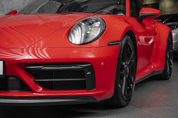 Porsche 911 5 of 30